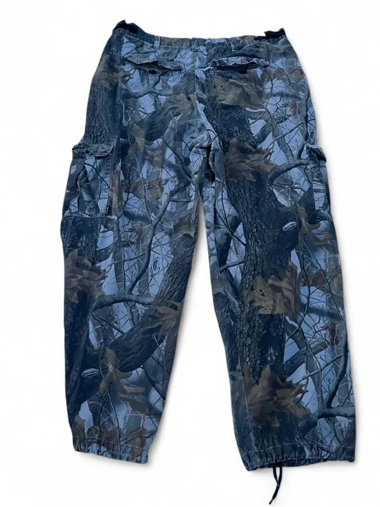 Realtree Men's Blue Gray Camo Cargo Pants - Picture 2 of 8
